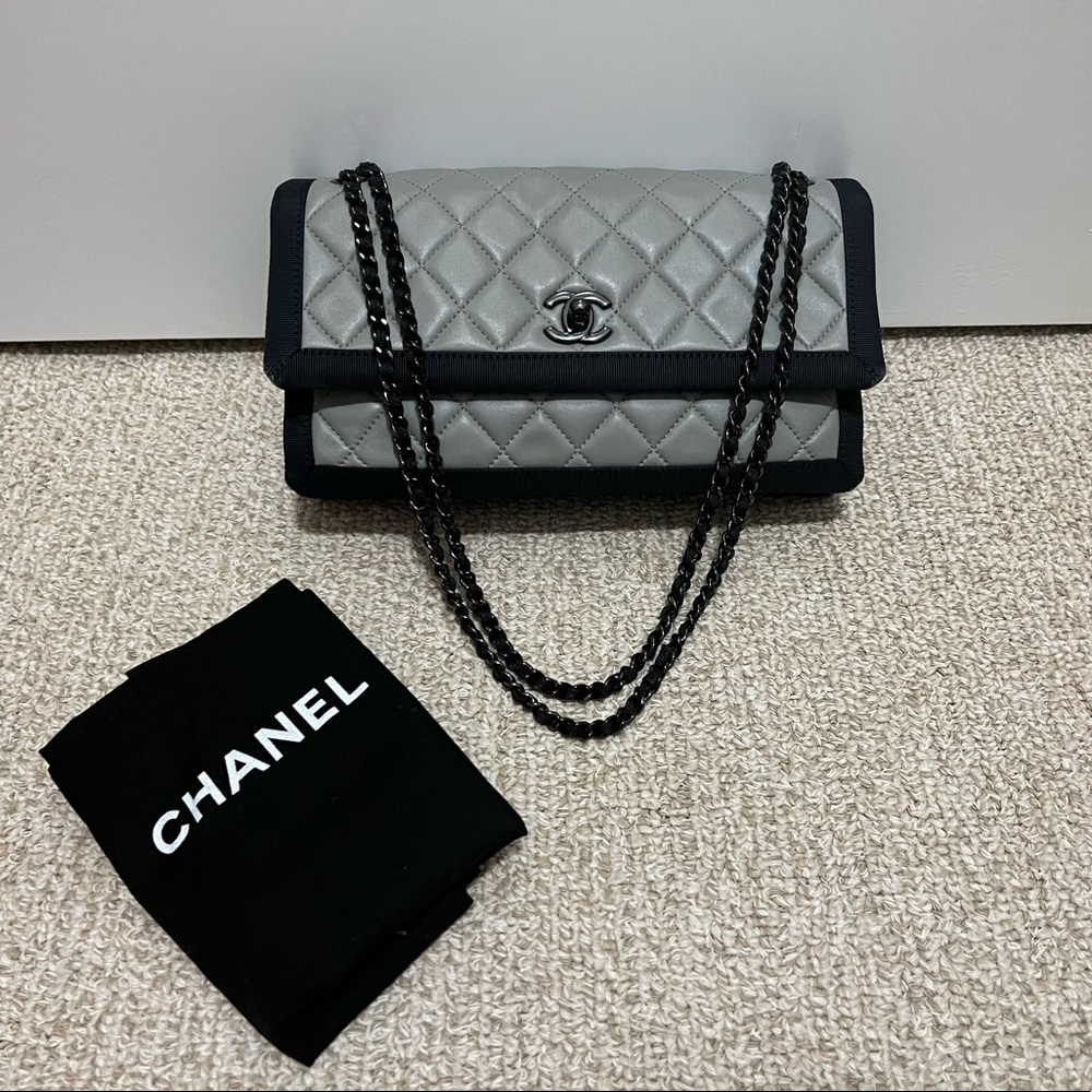 Chanel Authentic Three Accordion Quilted Leather Flap Shoulder Crossbody Bag
